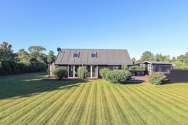 Foto van Marielyst Villa vlakbij de kust - Vakantiehuis in Væggerløse - View