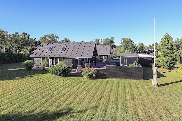 Foto van Marielyst Villa vlakbij de kust - Vakantiehuis in Væggerløse - View