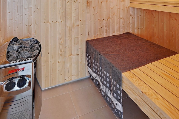 Foto van 18 persoons vakantie huis in Hasselberg - Vakantiehuis in Kappeln - Sauna
