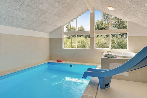 Foto van 18 persoons vakantie huis in Hasselberg - Vakantiehuis in Kappeln - Pool