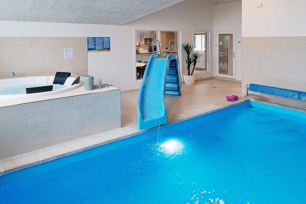 Foto van 18 persoons vakantie huis in Hasselberg - Vakantiehuis in Kappeln - Pool