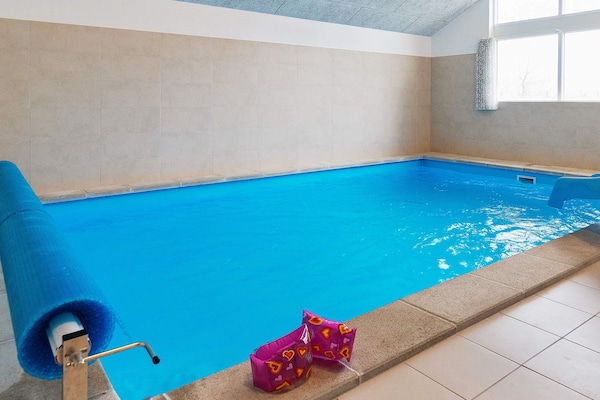 Foto van 18 persoons vakantie huis in Hasselberg - Vakantiehuis in Kappeln - Pool