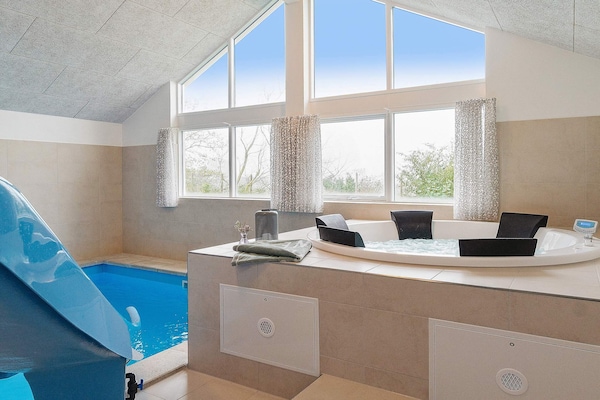 Foto van 18 persoons vakantie huis in Hasselberg - Vakantiehuis in Kappeln - Pool