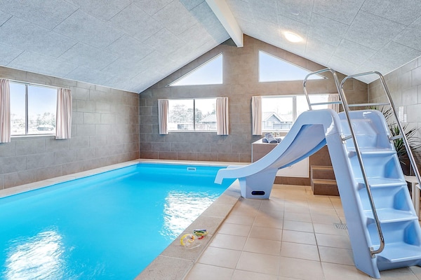 Foto van Luxe vakantieverblijf nabij Grena - Vakantiehuis in Grenaa - Pool