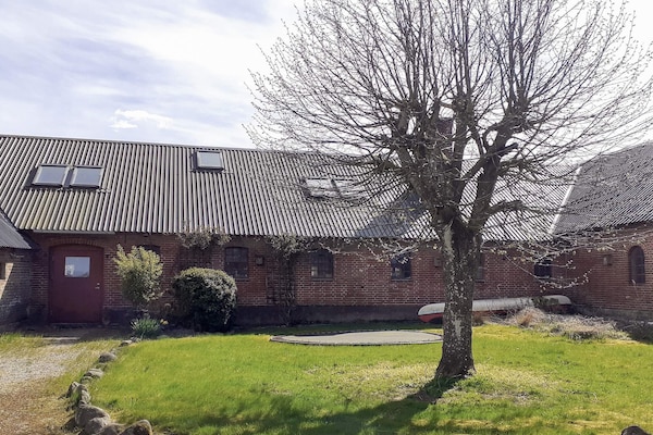 Foto van 7 Personen vakantie huis in Løgstrup - Vakantiehuis in Løgstrup - Outdoor