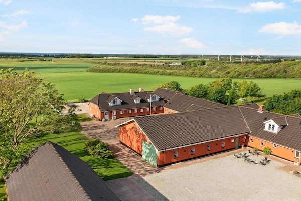 Foto van 4 sterren vakantie huis in Hjørring - Vakantiehuis in Hjørring - Outdoor