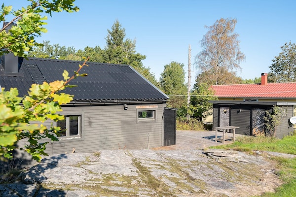 Foto van 4 sterren vakantie huis in Trollhättan - Vakantiehuis in Trollhättan - Outdoor