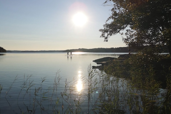 Foto van 4 sterren vakantie huis in Trollhättan - Vakantiehuis in Trollhättan - Outdoor