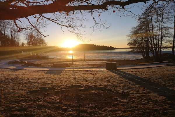 Foto van 4 sterren vakantie huis in Trollhättan - Vakantiehuis in Trollhättan - Outdoor