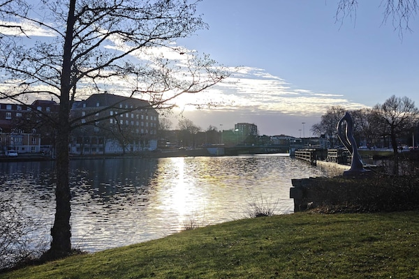 Foto van 4 sterren vakantie huis in Trollhättan - Vakantiehuis in Trollhättan - Outdoor