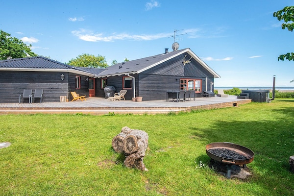 Foto van 4 sterren vakantie huis in Hadsund - Vakantiehuis in Hadsund - Outdoor