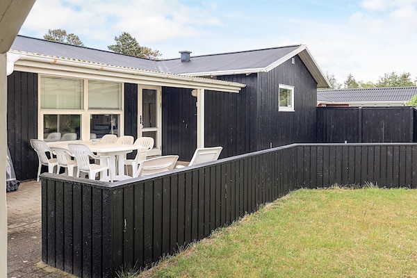 Foto van 6 Personen vakantie huis in Sæby - Vakantiehuis in Sæby - Outdoor