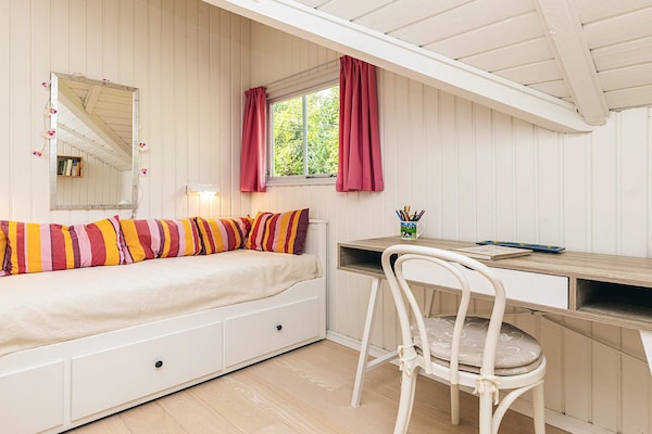 Foto van 8 Personen vakantie huis in Bogø By - Vakantiehuis in Bogø By - Indoor