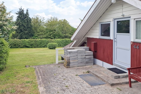 Foto van 8 Personen vakantie huis in Bogø By - Vakantiehuis in Bogø By - Outdoor