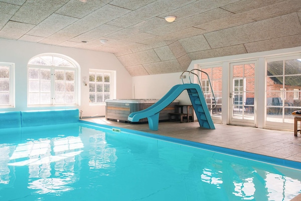 Foto van 4 sterren vakantie huis in Ulfborg - Vakantiehuis in Ulfborg - Pool