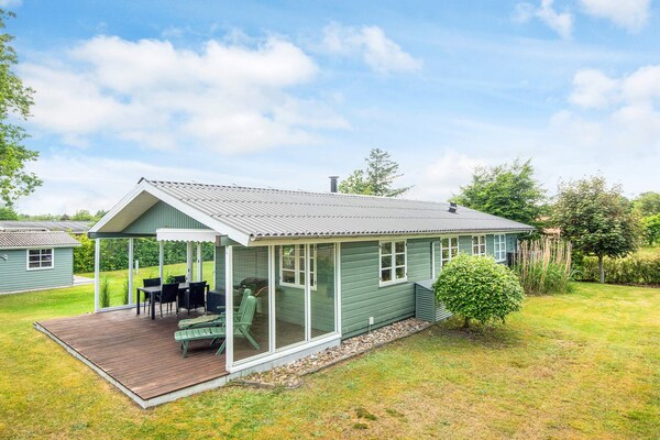 Foto van 6 Personen vakantie huis in Hadsund - Vakantiehuis in Hadsund - Outdoor