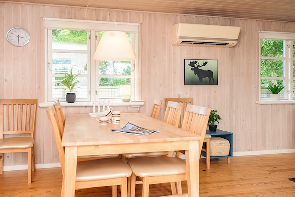 Foto van 6 Personen vakantie huis in Hadsund - Vakantiehuis in Hadsund - Indoor