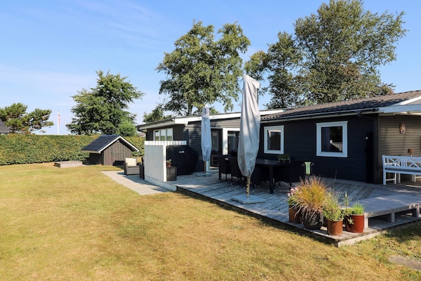 Foto van 8 Personen vakantie huis in Hadsund - Vakantiehuis in Hadsund - Outdoor