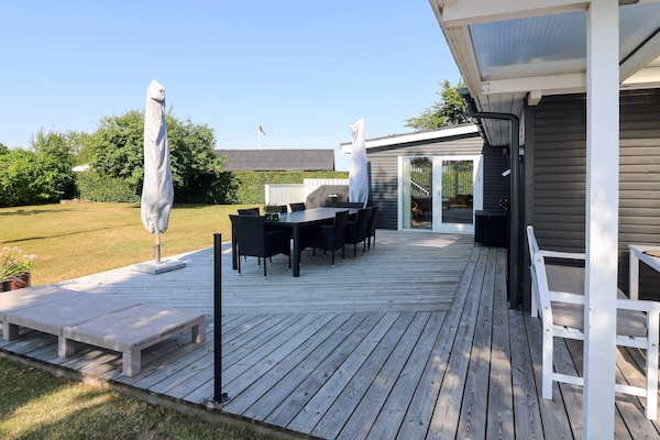 Foto van 8 Personen vakantie huis in Hadsund - Vakantiehuis in Hadsund - Outdoor