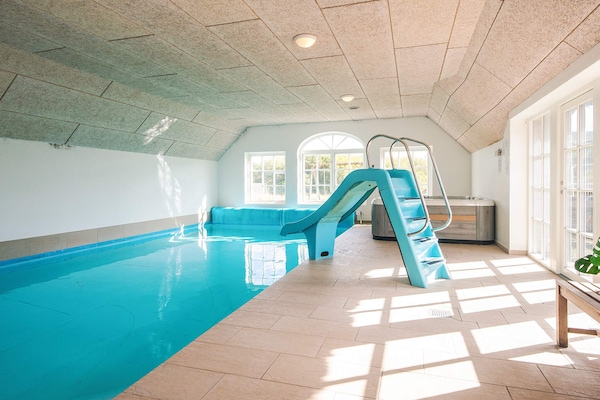Foto van 4 sterren vakantie huis in Ulfborg - Vakantiehuis in Ulfborg - Pool