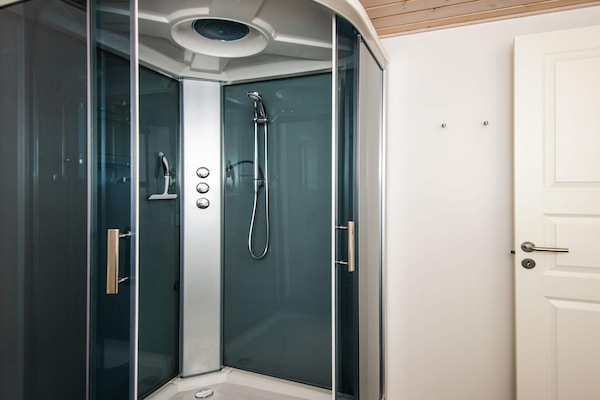 Foto van Luxe strandhuis met spa - Vakantiehuis in Sjølund - Indoor
