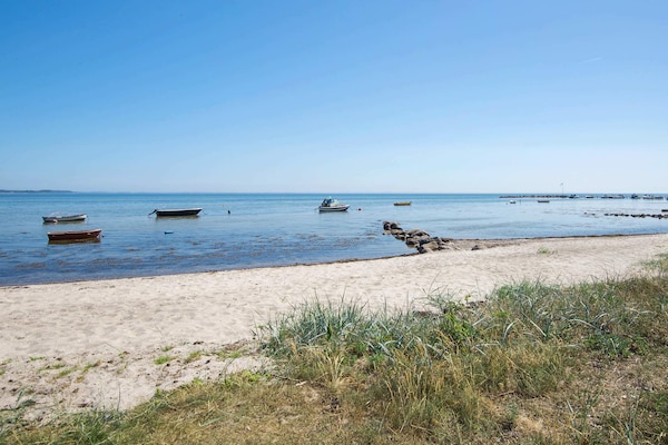 Foto van Luxe strandhuis met spa - Vakantiehuis in Sjølund - Untagged