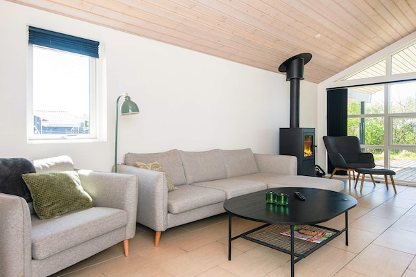 Foto van Luxe strandhuis met spa - Vakantiehuis in Sjølund - Indoor