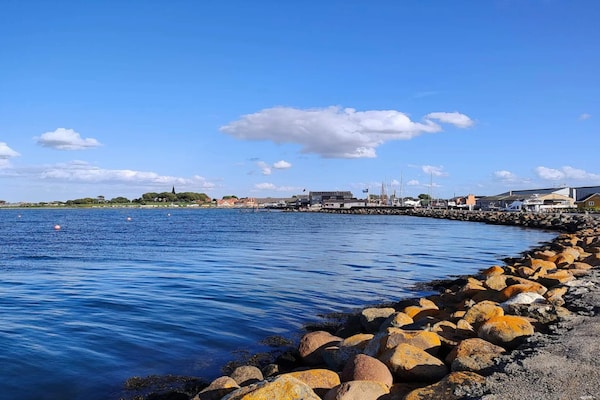 Foto van Luxe vakantieverblijf met zwembad - Vakantiehuis in Bogense - WaterView