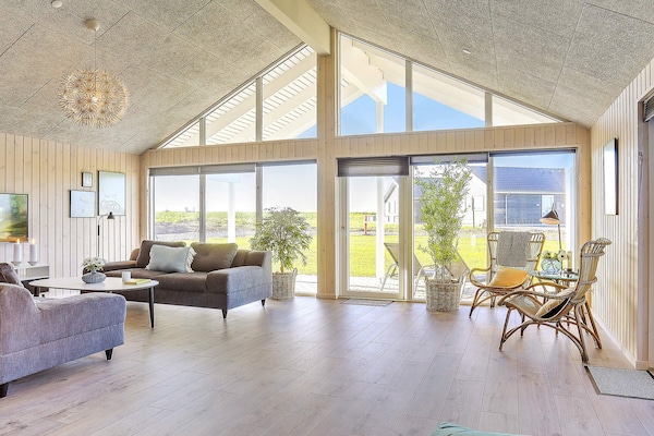 Foto van Luxe vakantieverblijf met zwembad - Vakantiehuis in Bogense - Indoor