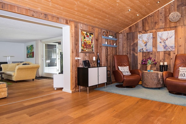 Foto van Gezellig toevluchtsoord met sauna -- By Traum Ferienwohnungen - Indoor