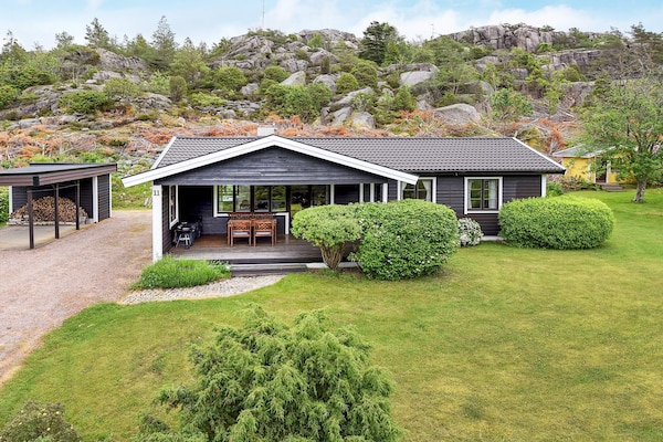 Foto van 7 persoons vakantie huis in Bovallstrand - Vakantiehuis in Bovallstrand - Outdoor