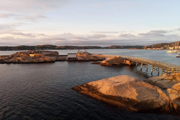Foto van 7 persoons vakantie huis in Bovallstrand - Vakantiehuis in Bovallstrand - WaterView