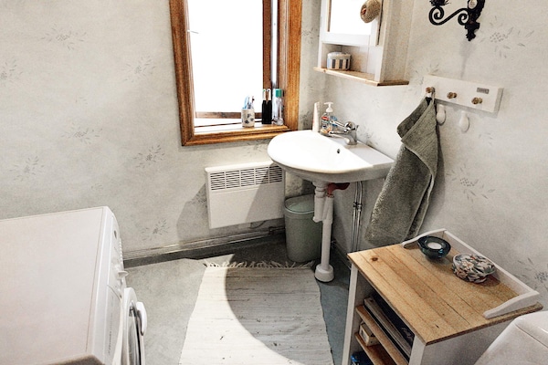 Foto van Hut aan het meer met uitzicht op het meer - Vakantiehuis in ALLINGSÅS, SVERIGE - Indoor