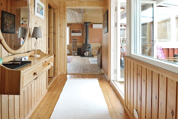 Foto van Hut aan het meer met uitzicht op het meer - Vakantiehuis in ALLINGSÅS, SVERIGE - Indoor
