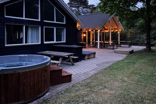 Foto van Luxe zwembadresort in Henne - Vakantiehuis in Henne - Outdoor