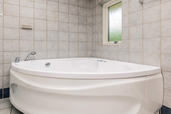 Foto van 6 persoons vakantie huis in Hadsund - Vakantiehuis in Hadsund - Spa