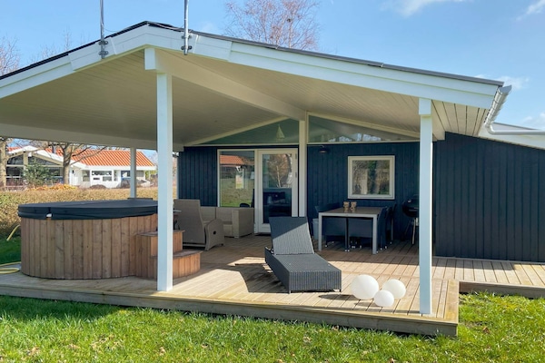 Foto van Gerenoveerd huisje in Juelsminde - Vakantiehuis in Juelsminde - Outdoor