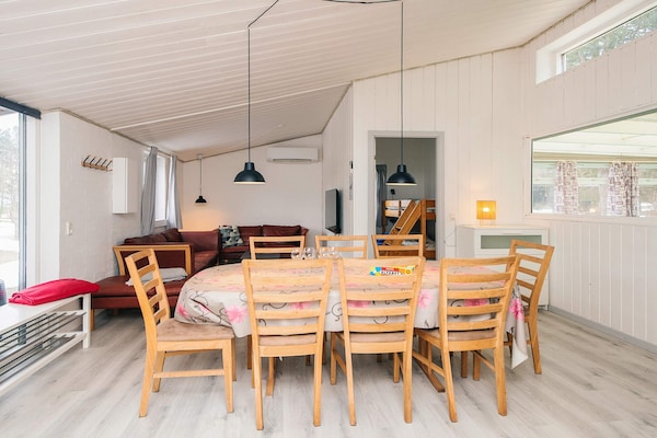 Foto van Verblijf aan zee met zwembad - Vakantiehuis in Ørsted - Indoor