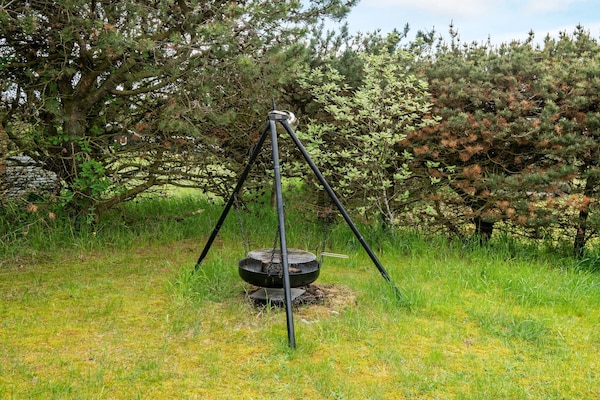 Foto van Luxe vakantieverblijf met zwembad - Vakantiehuis in Glesborg - View