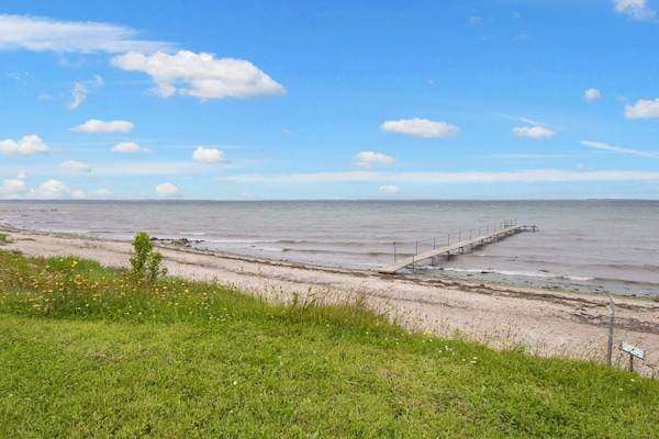 Foto van Luxe strandhuis met zwembad - Vakantiehuis in Nordborg - Untagged