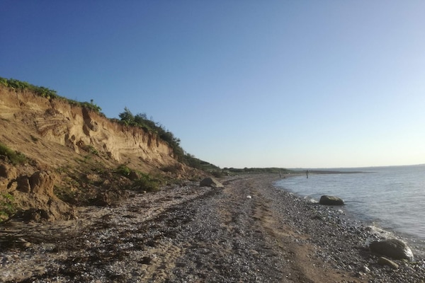 Foto van Luxe vakantieverblijf met zwembad - Vakantiehuis in Bogense - WaterView