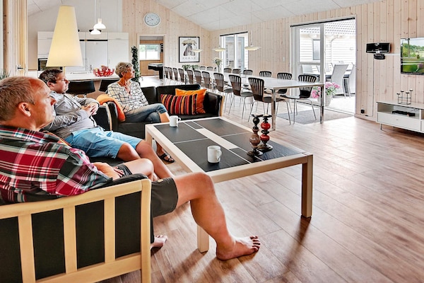 Foto van Luxe vakantieverblijf met zwembad - Vakantiehuis in Bogense - Indoor