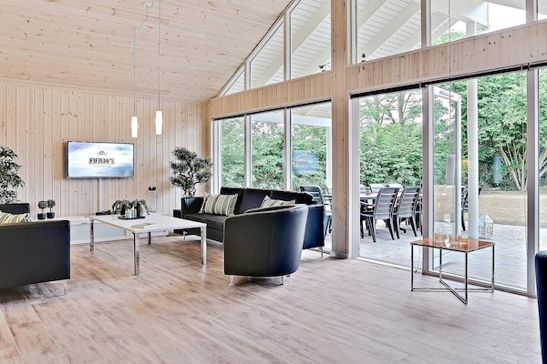 Foto van Luxe villa met zwembad in Dronningmolle - Vakantiehuis in Dronningmølle - Indoor