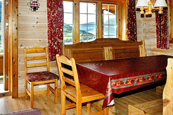 Foto van 7 persoons vakantie huis in olden - Vakantiehuis in Olden - Indoor