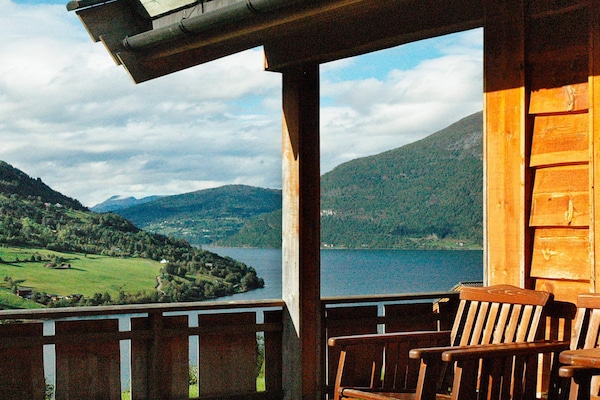 Foto van 7 persoons vakantie huis in olden - Vakantiehuis in Olden - WaterView