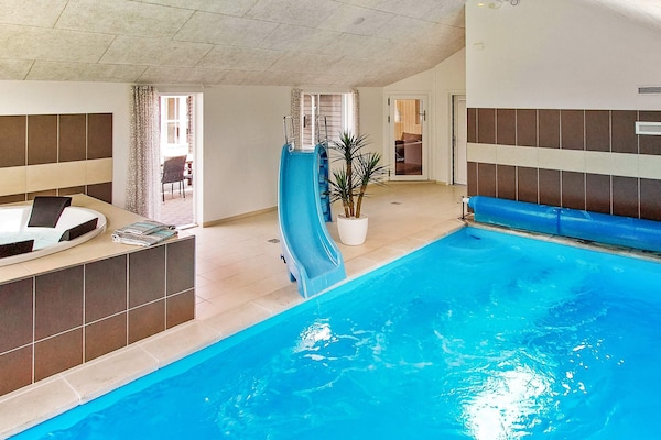 Foto van 24 persoons vakantie huis in Hasselberg - Vakantiehuis in Kappeln - Pool