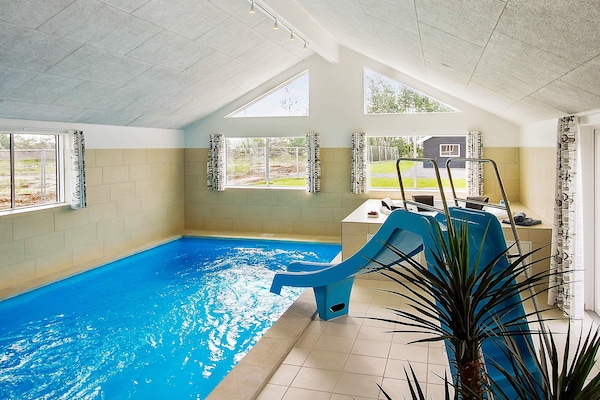 Foto van 20 persoons vakantie huis in Hasselberg - Vakantiehuis in Kappeln - Pool