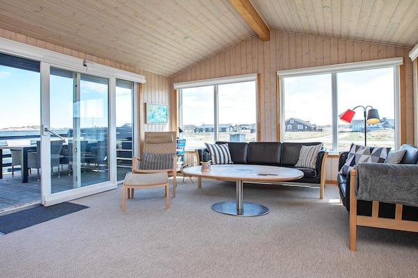 Foto van Luxe spa-retreat bij zee -- By Traum Ferienwohnungen - Indoor
