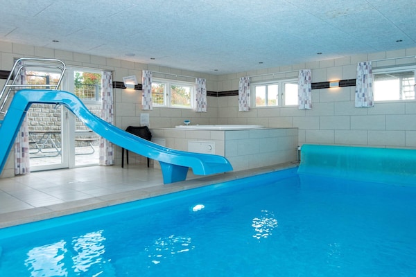 Foto van Luxe vakantieverblijf in Ebeltoft - Vakantiehuis in Ebeltoft - Pool