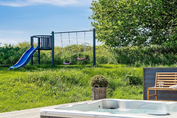 Foto van Luxe Zwembad Retreat -- By Traum Ferienwohnungen - Vakantiehuis in Vejby - Spa